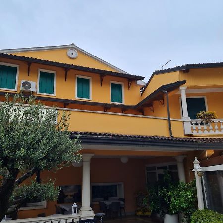 Casa Colonna Montegrotto Terme公寓 外观 照片